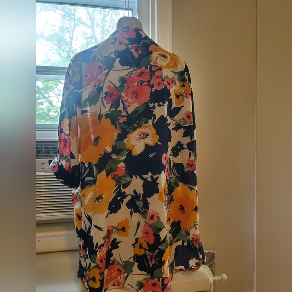 TeenBell Floral Sleeved Cover up - Picture 4 of 5